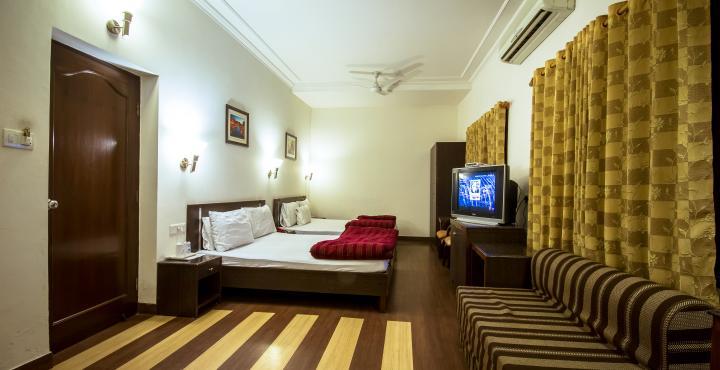 Hotel Sapphire Opposite Golden Temple