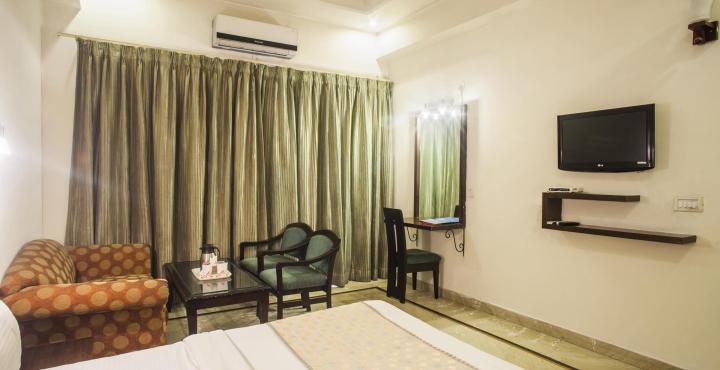 Capital O 15395 42 Amritsar
