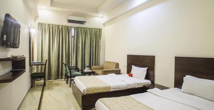 Capital O 15395 42 Hotel 3*