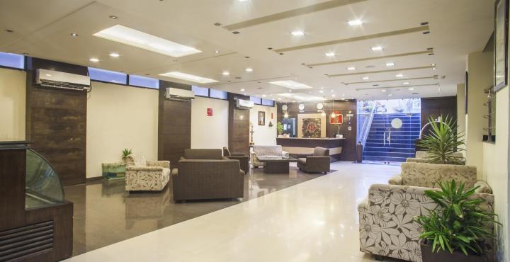 Capital O 15395 42 Hotel 3*