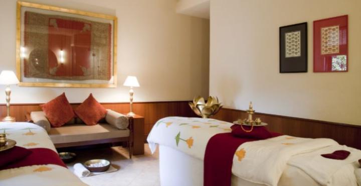Hyatt Regency & 5*