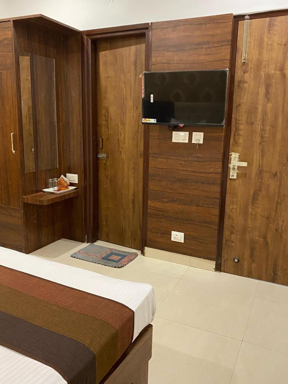 Jk Residency- 4 Min Walk From Golden Temple 3*