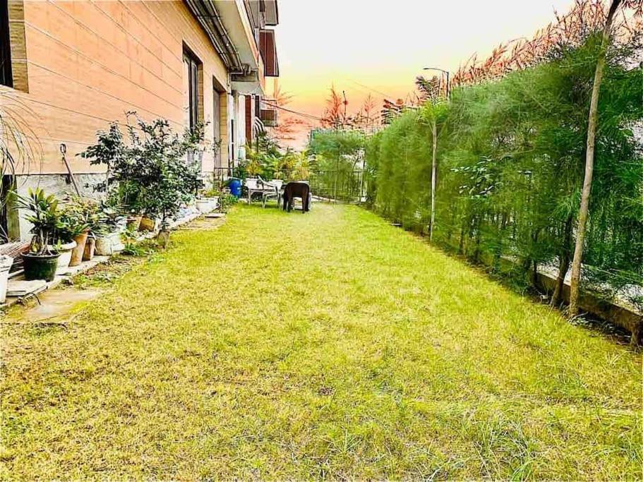3 Bhk - Woodstock Apartment *