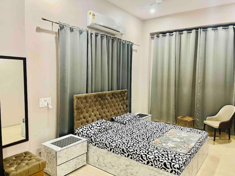 Apartment 3 Bhk - Woodstock