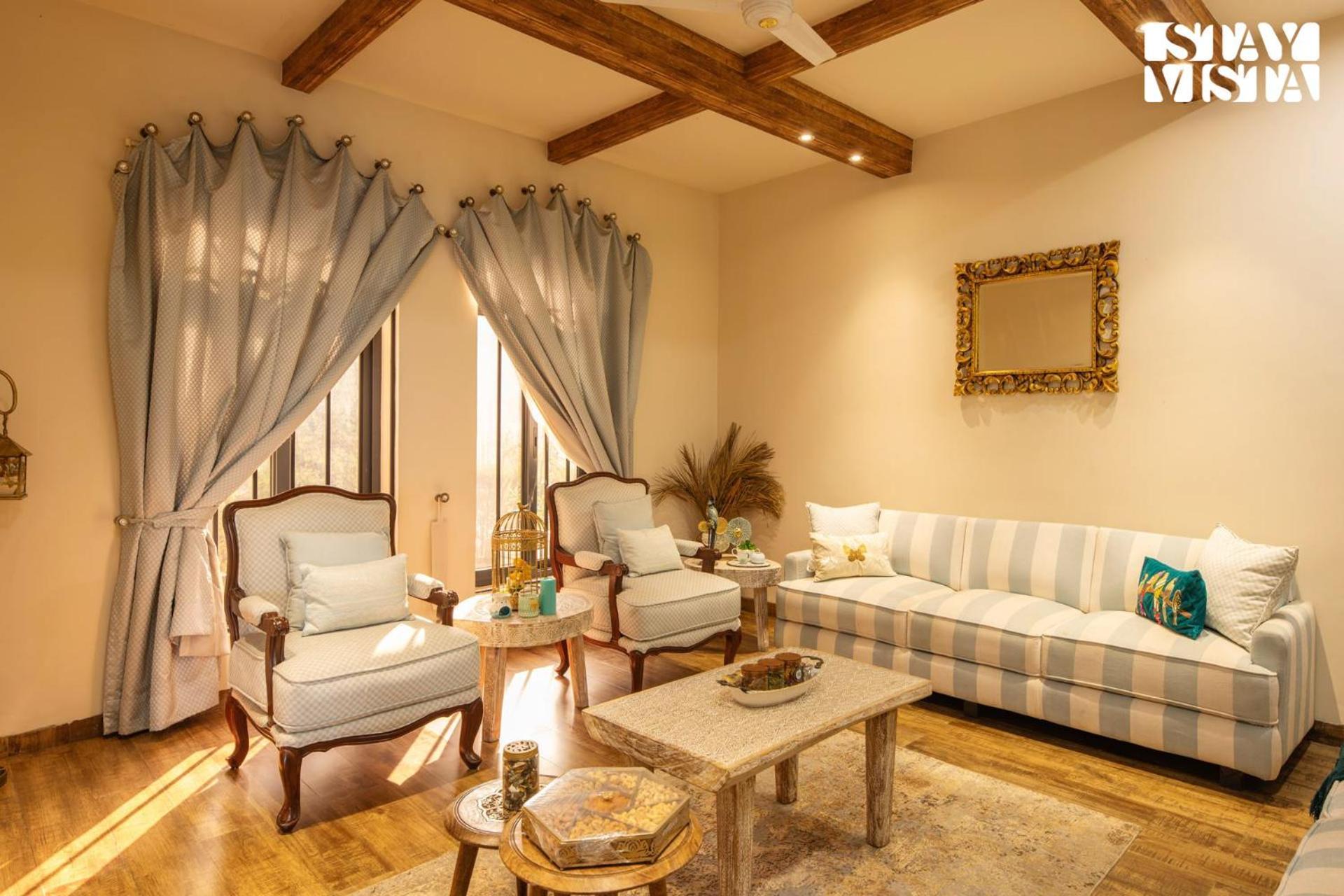 Villa Stayvista's Velvet Whisper - Urban Retreat With Contemporary Decor, Cozy Balcony & Lawn Amritsar