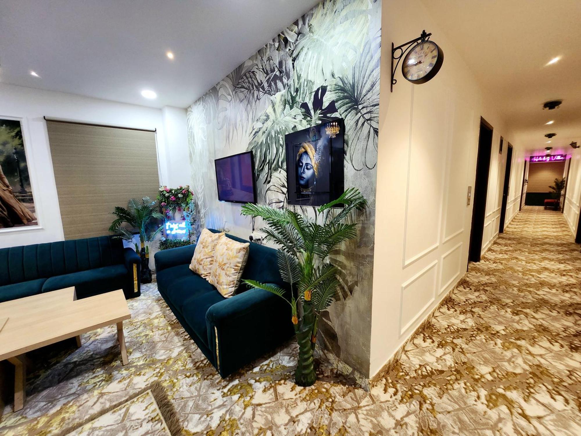 Holidayvilla & Amritsar- Green Avenue