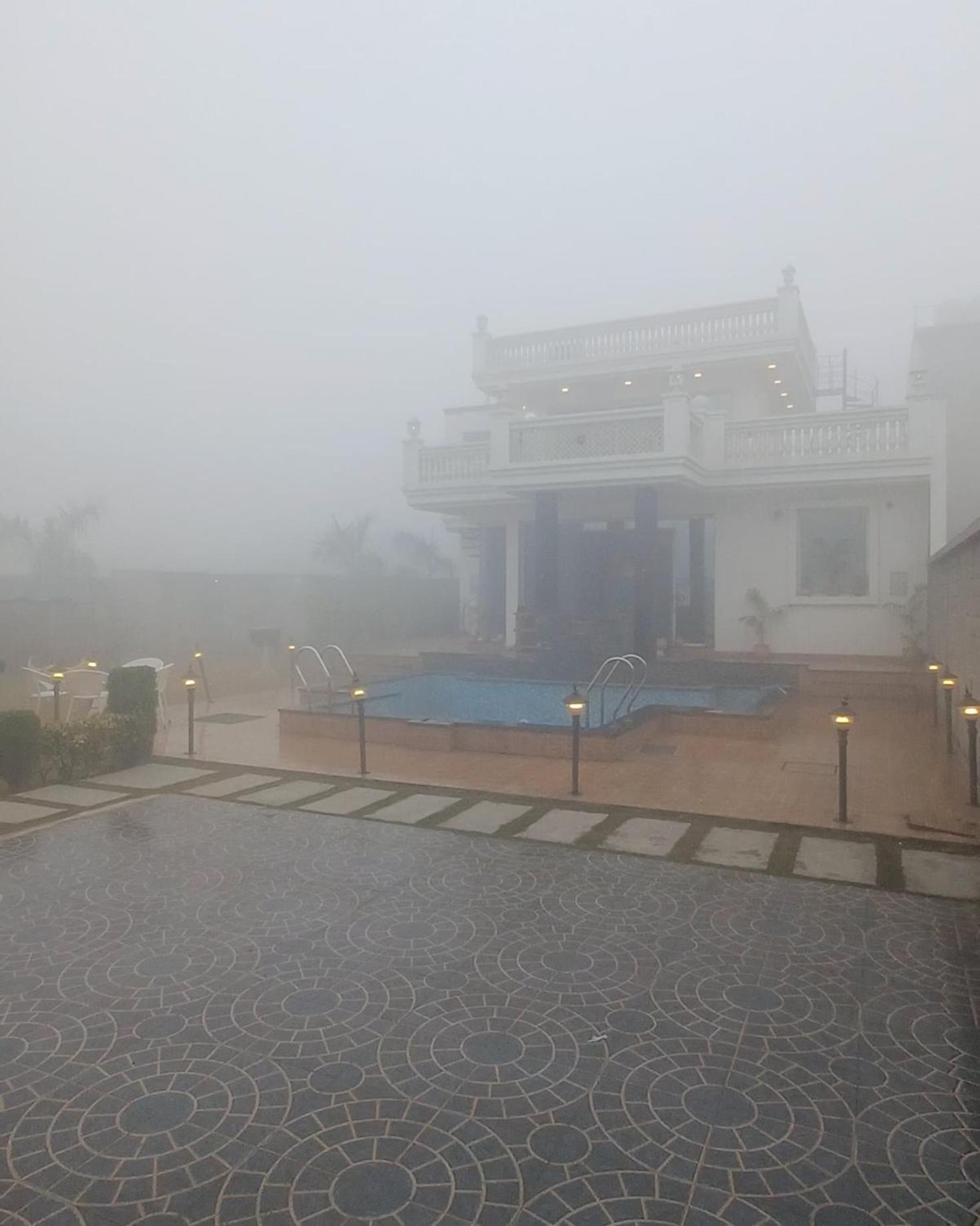Greystone Villa: Luxurious Retreat With Pool And Entertainment * Amritsar