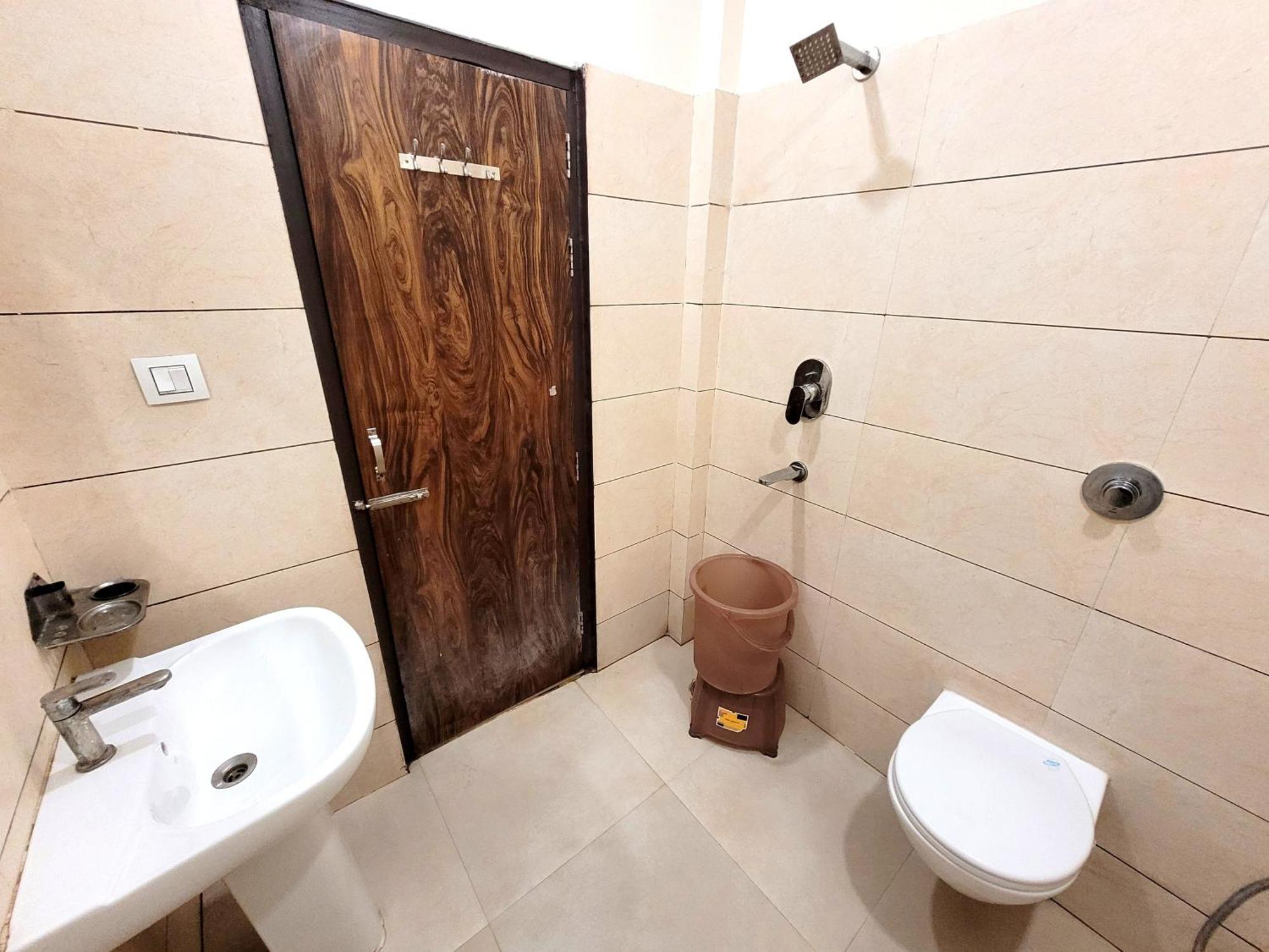 Hotel The Nirvana By Urban Galaxy Amritsar