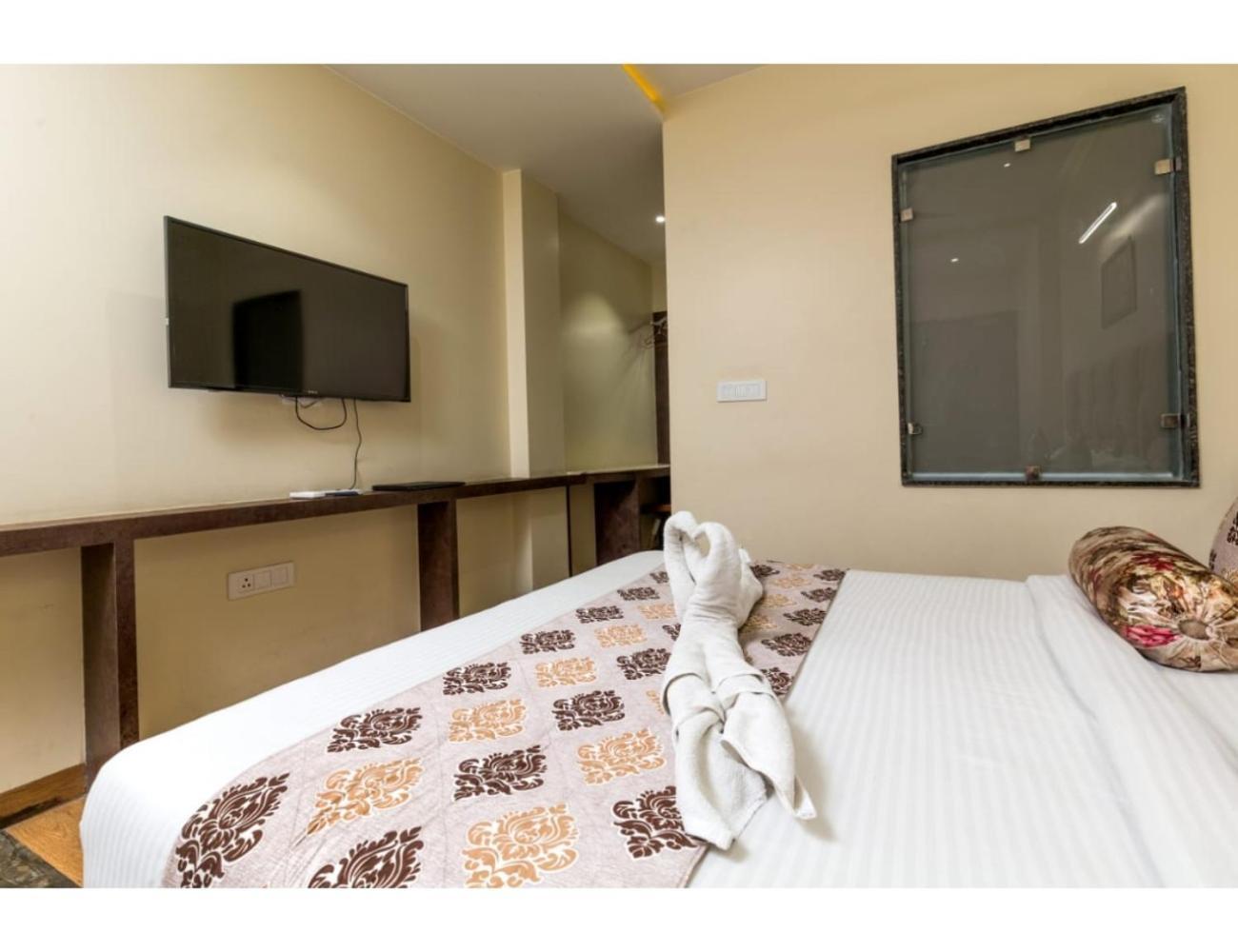 Homestay Urban Galaxy Square, Amritsar