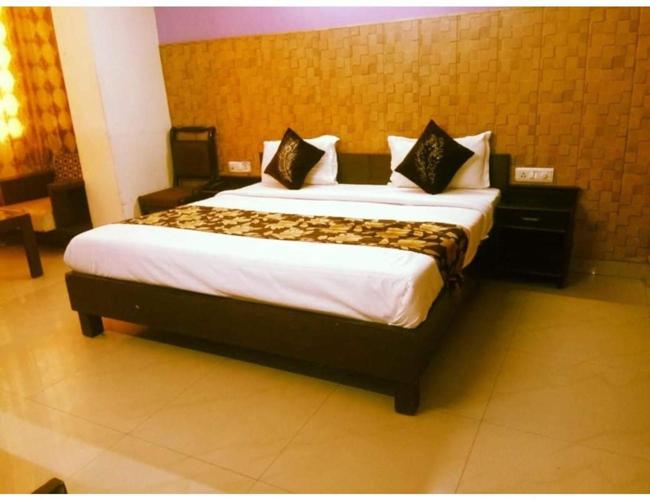Krishna Residency, Homestay *