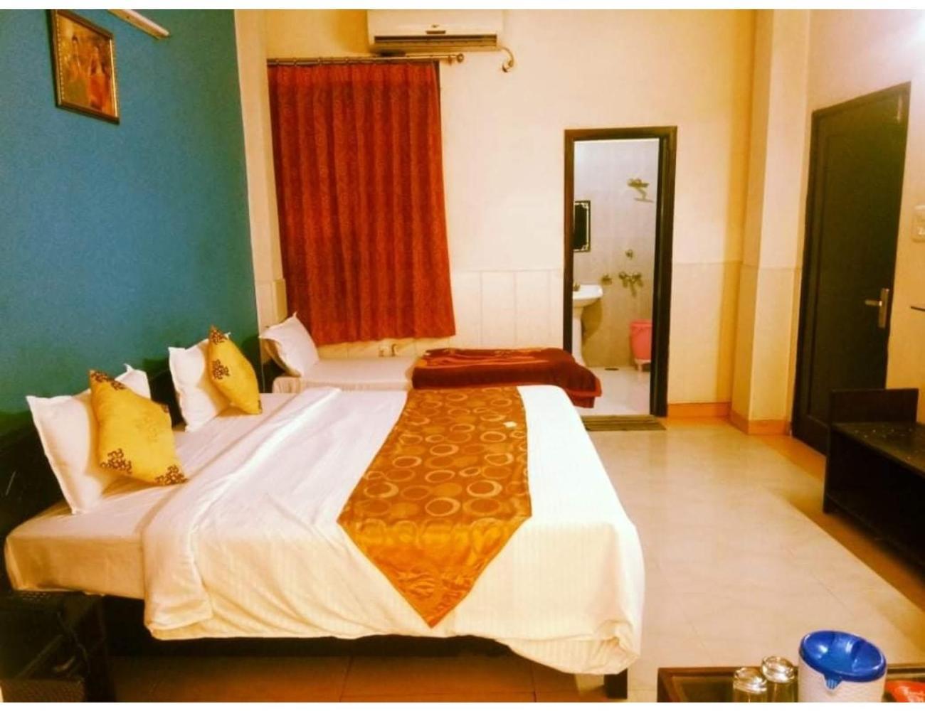 Homestay Krishna Residency, *