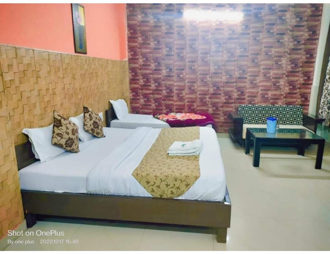 Krishna Residency, * Amritsar