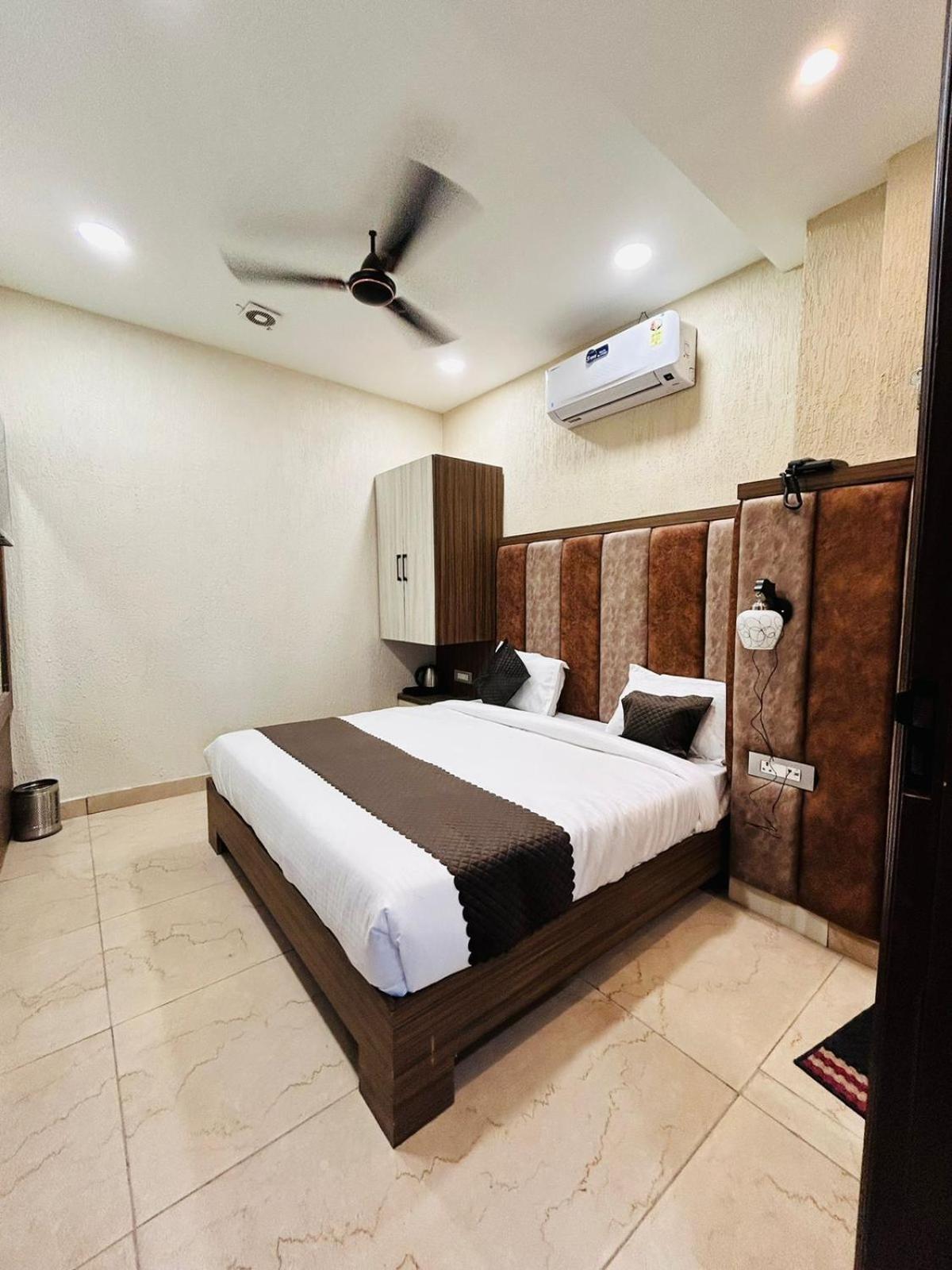 Monga Dreams - Rated Just 5 Min Walk From Goldem Temple 3*