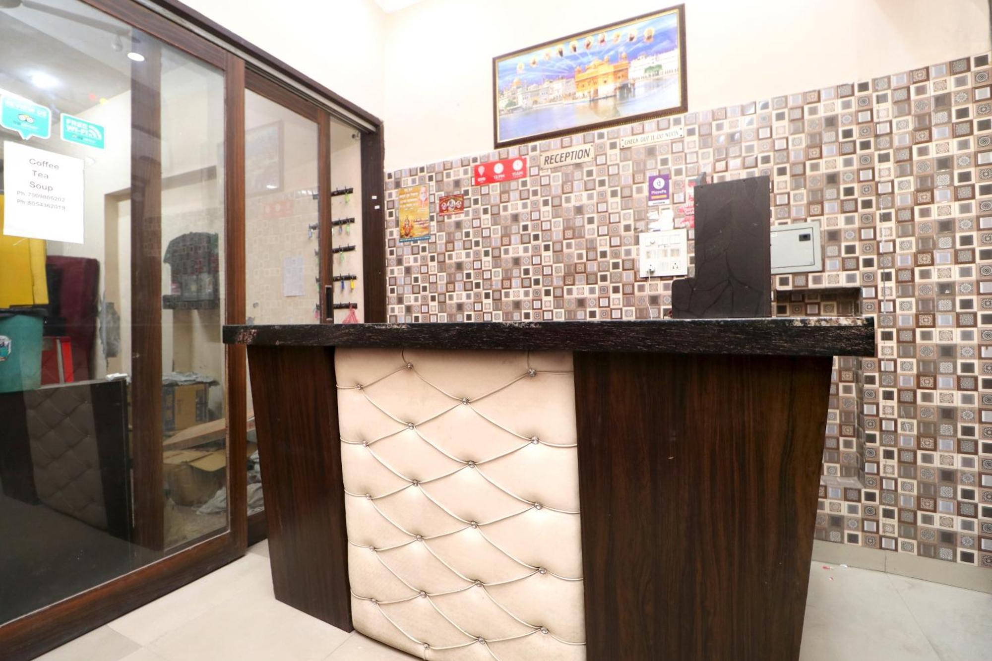 O Kapoor Residency