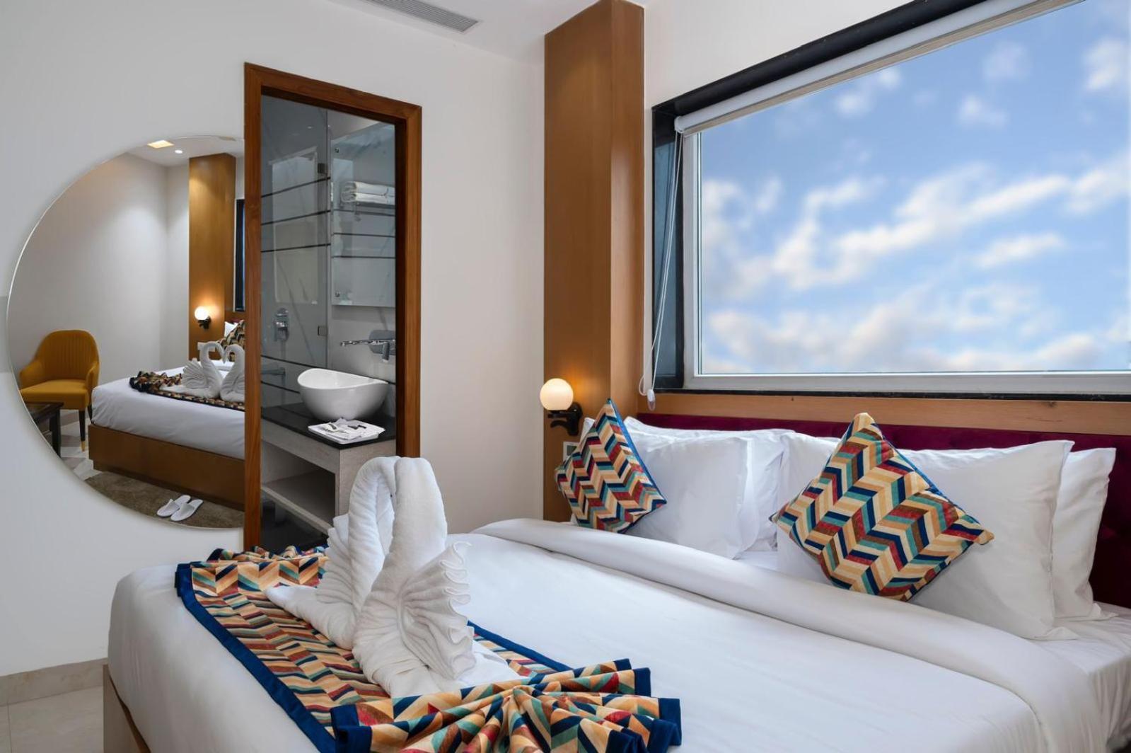 Classio Royale By Io Near Golden Temple 4*
