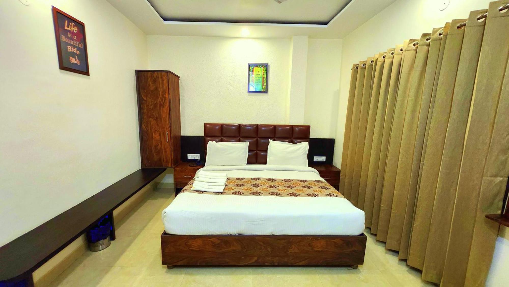 Hotel The Nirvana By Urban Galaxy Amritsar