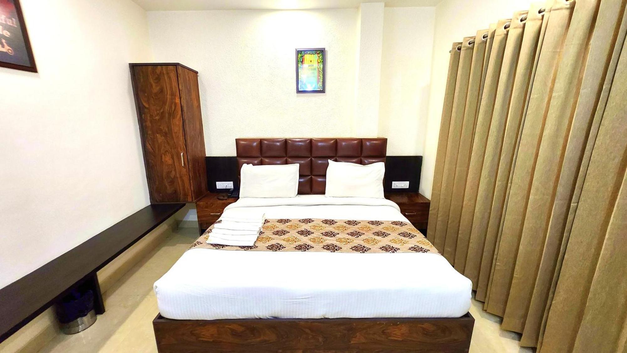 The Nirvana By Urban Galaxy 3* Amritsar