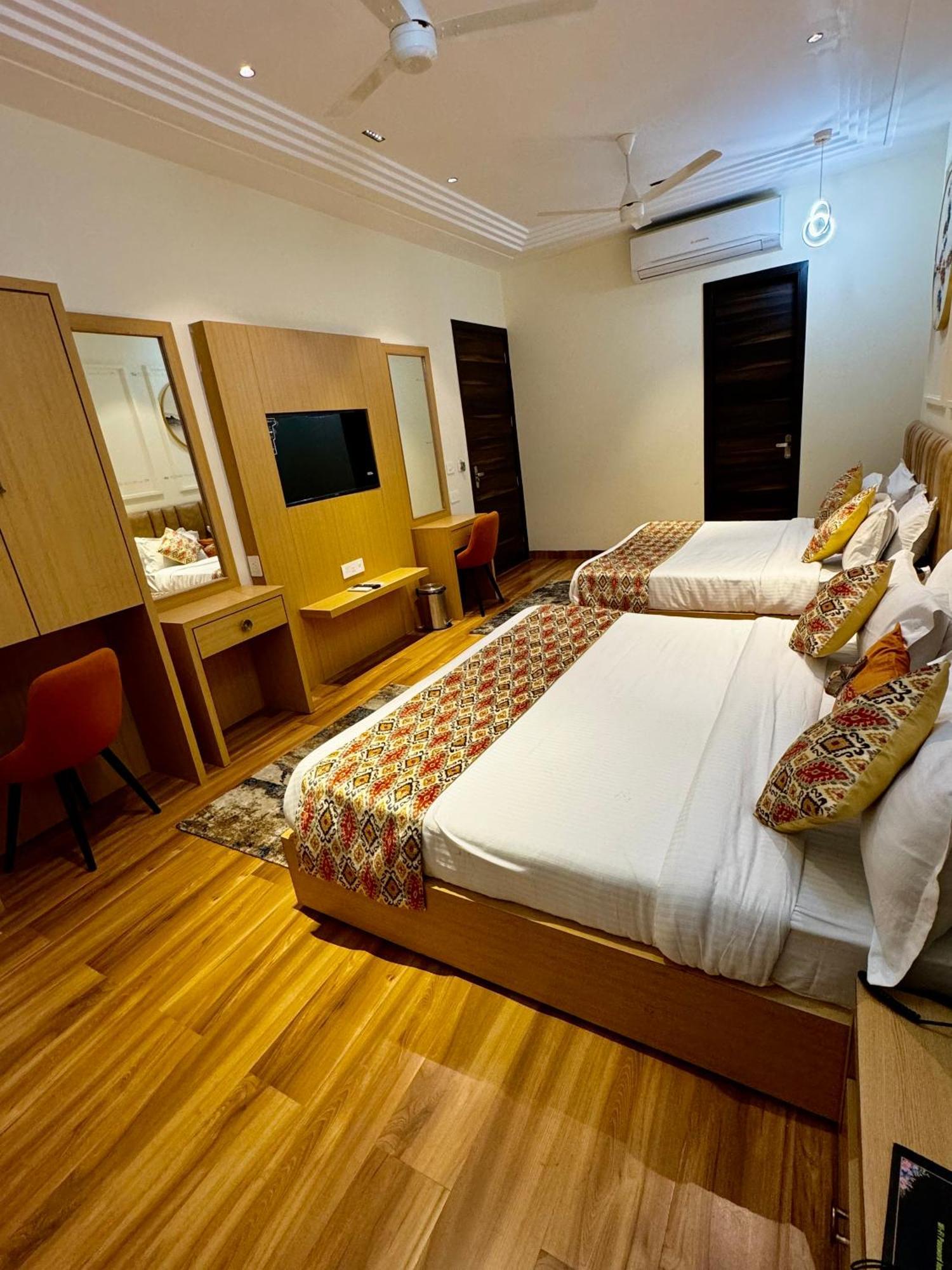Heaven View - 50m From Golden Temple Hotel 3*