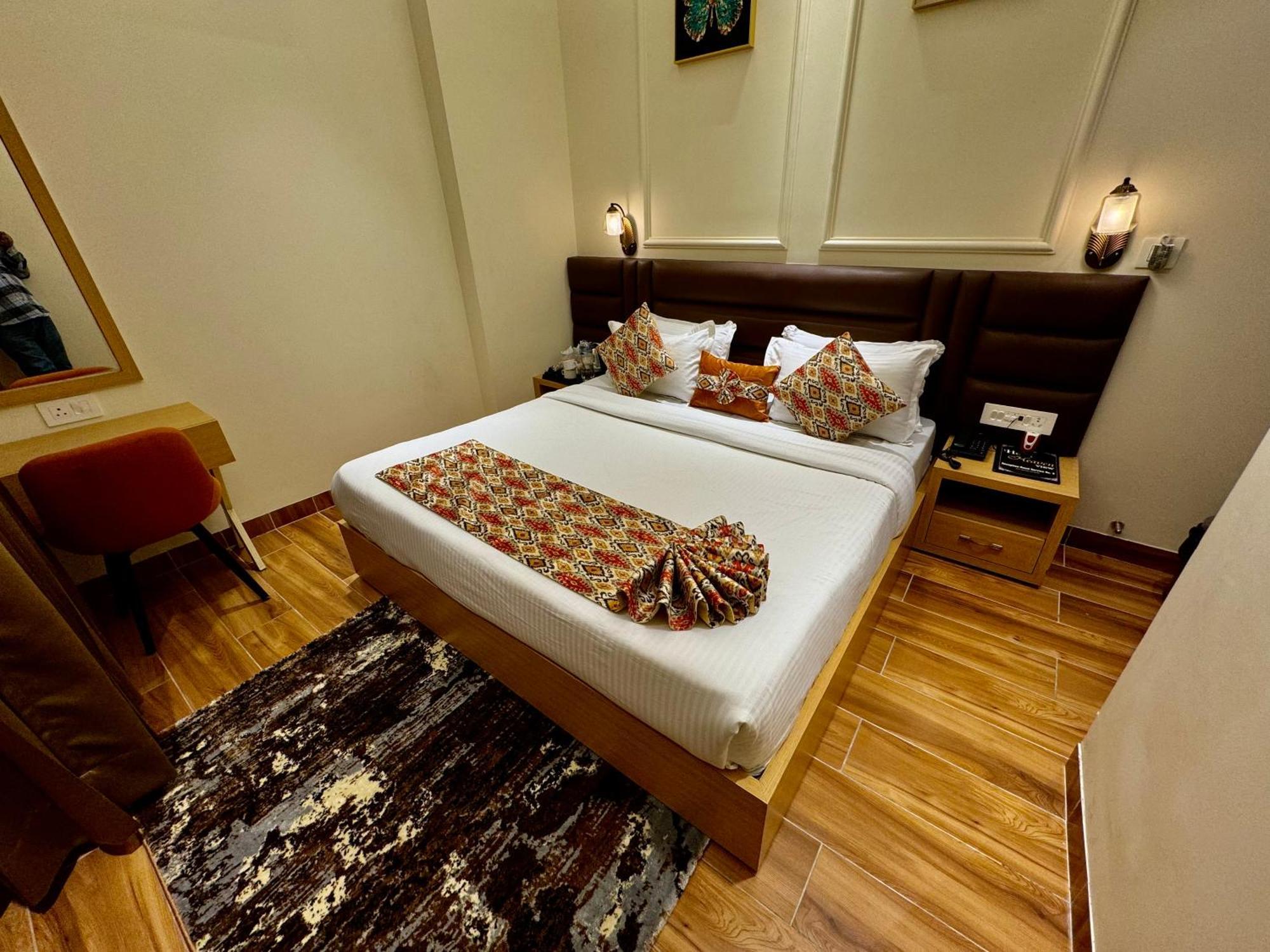 Heaven View - 50m From Golden Temple Hotel Amritsar