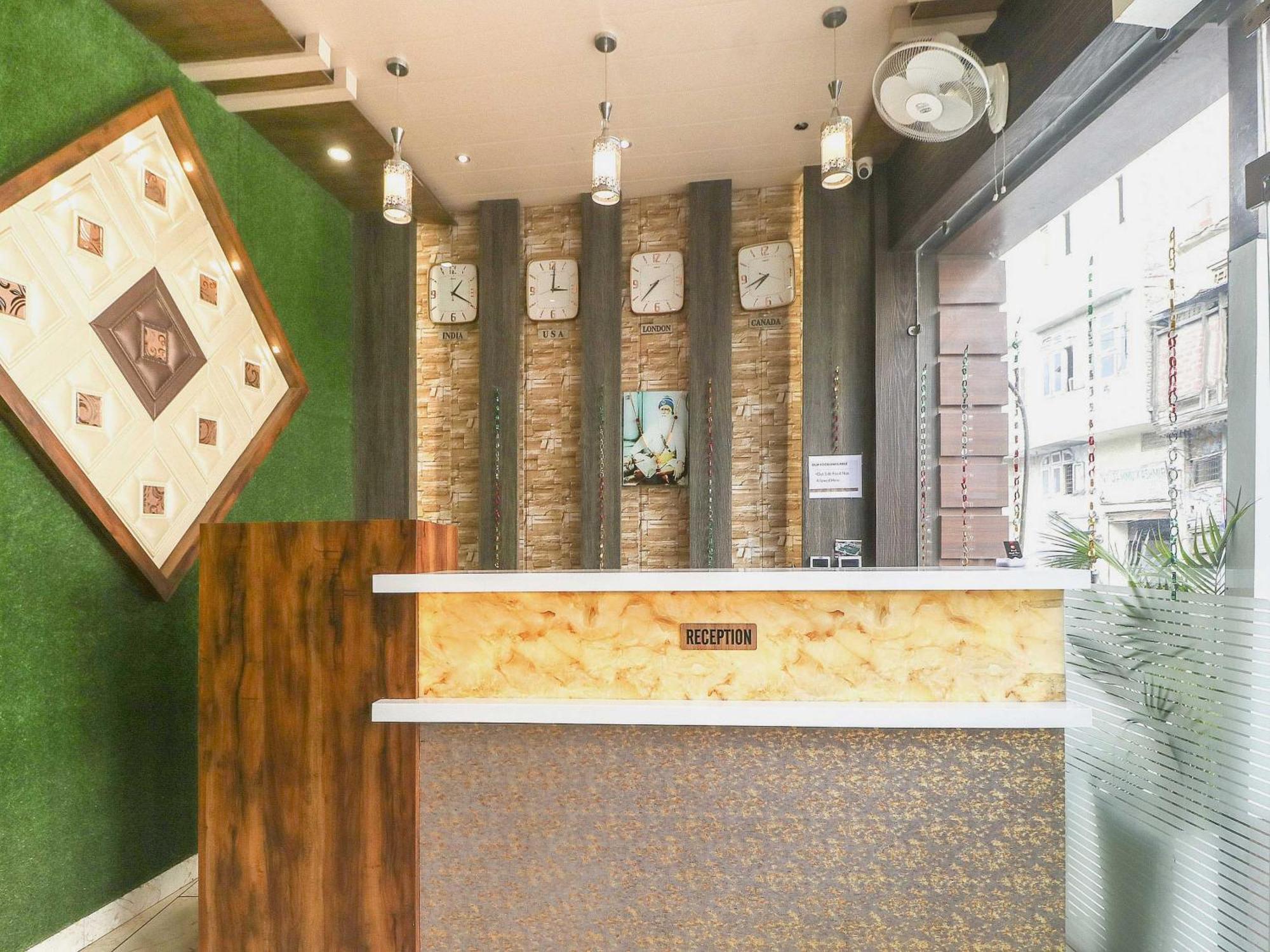 Hotel Oyo 77326 Hotel Royal View Amritsar