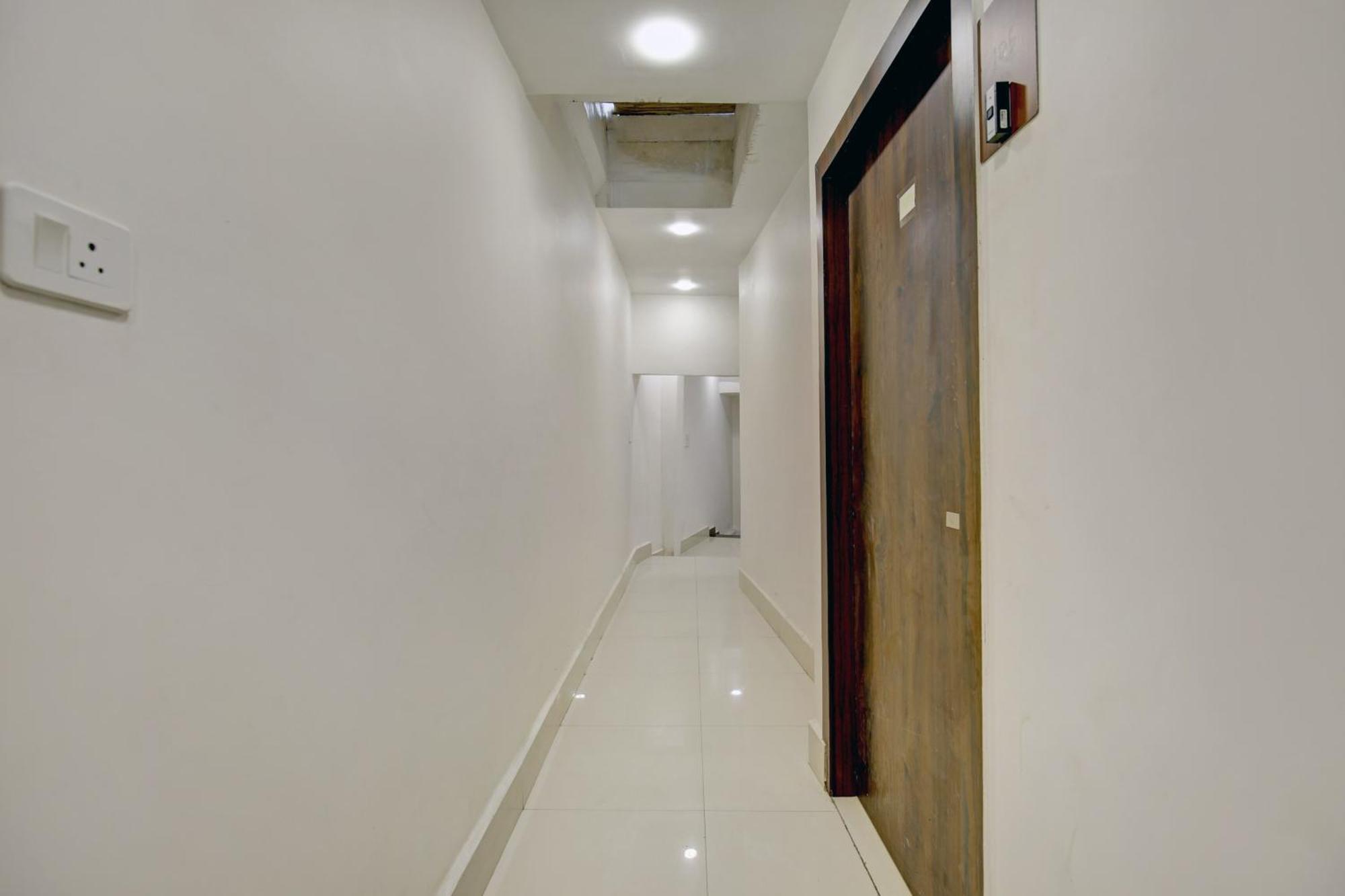 Oyo Flagship Inder Hotel