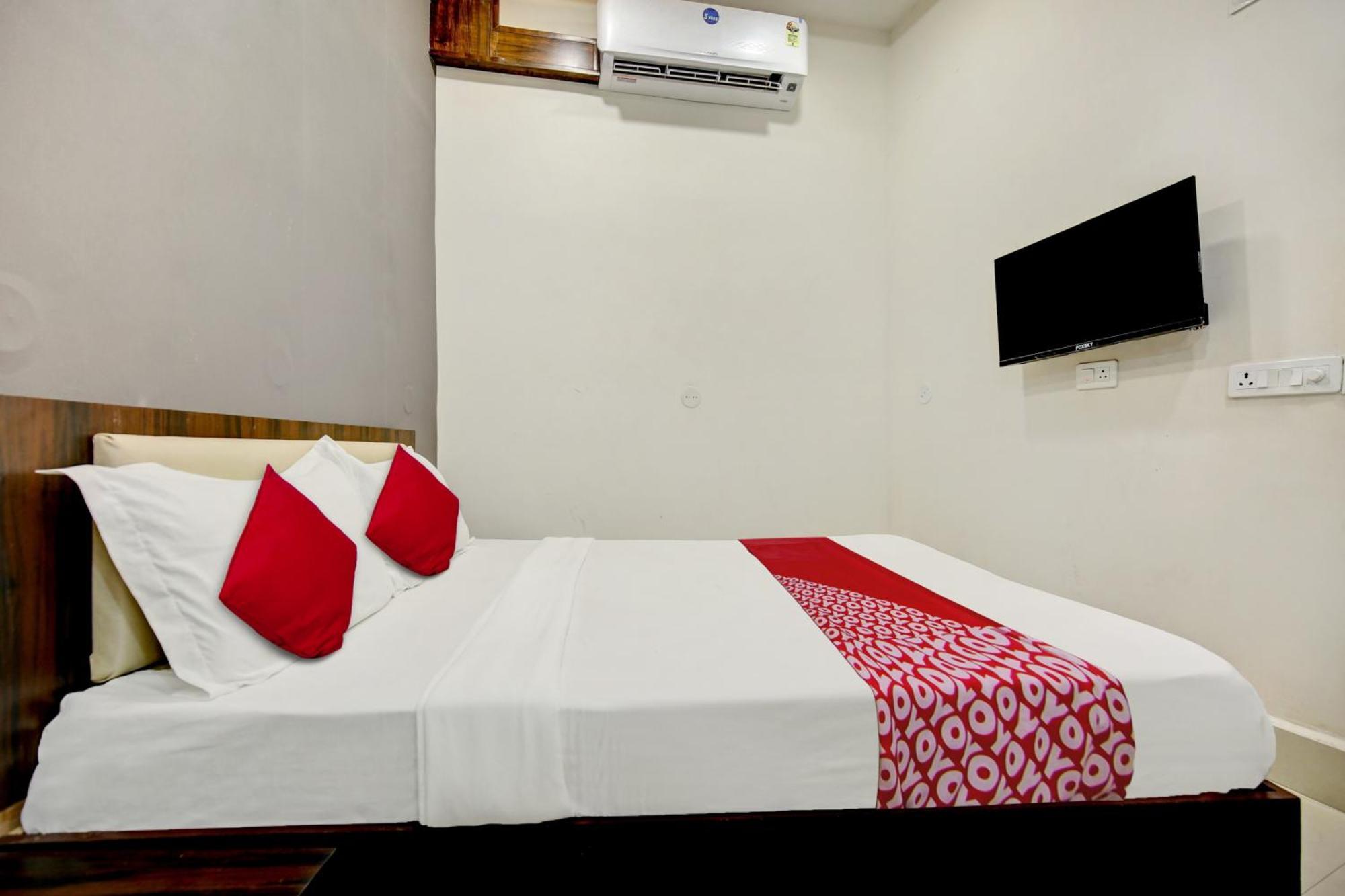 Oyo Flagship Inder