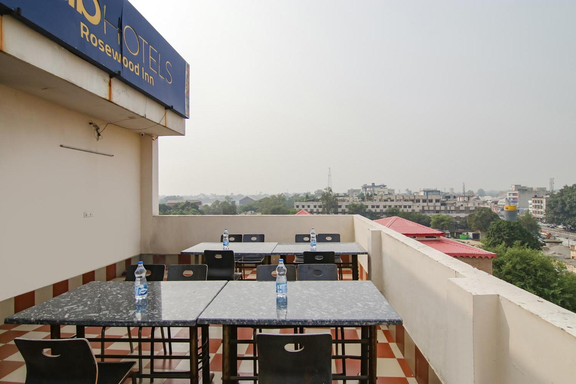Fabhotel Rosewood 3*
