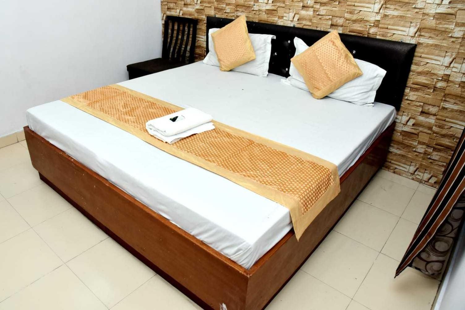 Oyo Flagship Big City *