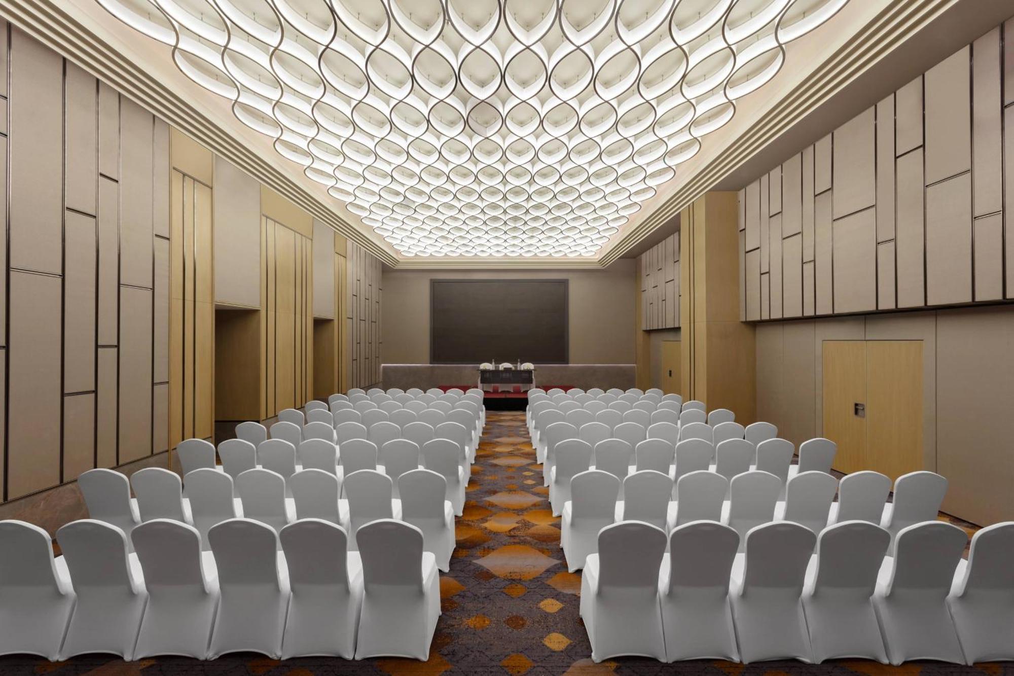 Courtyard By Marriott