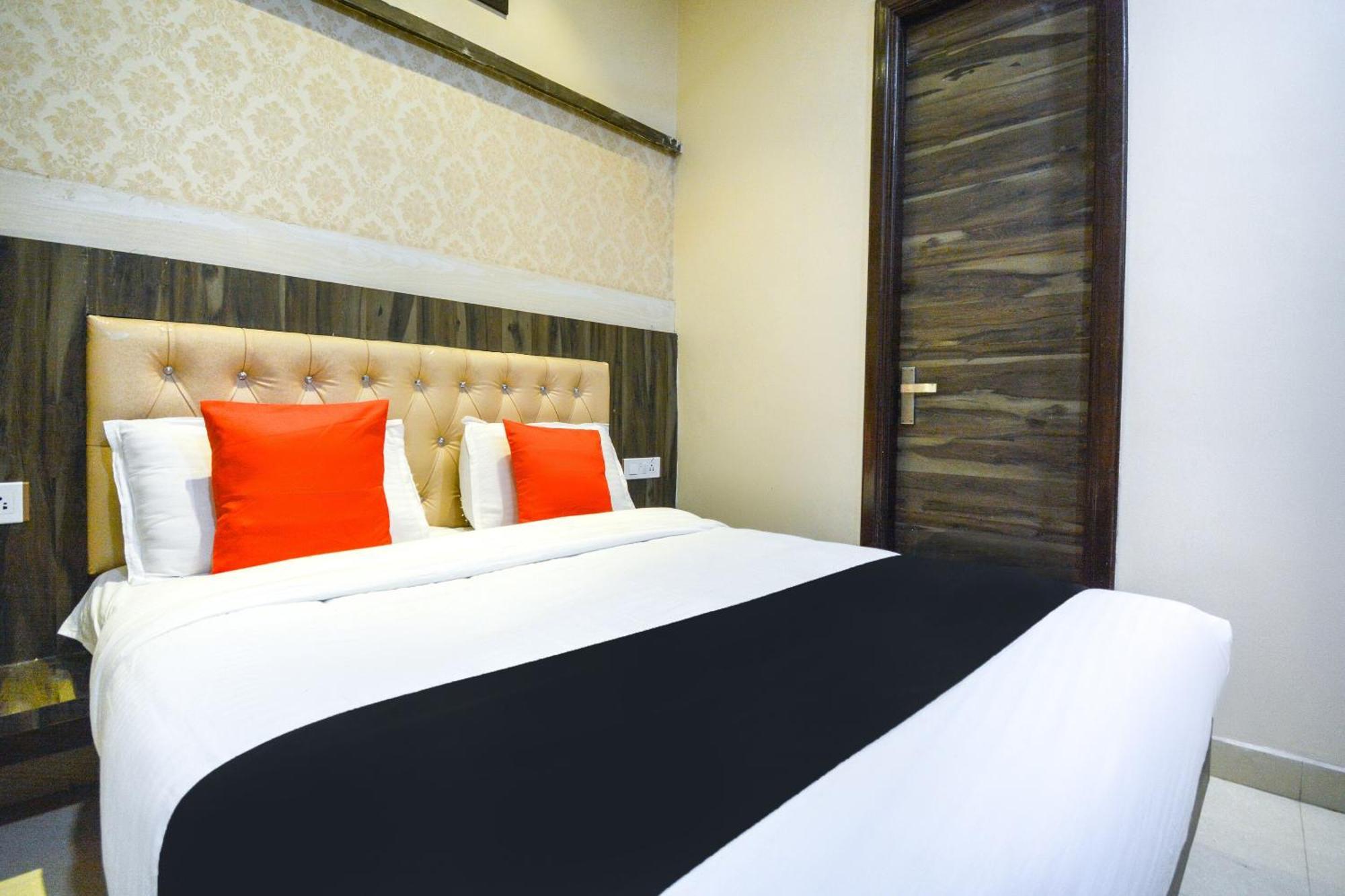 Hotel Capital O Moments