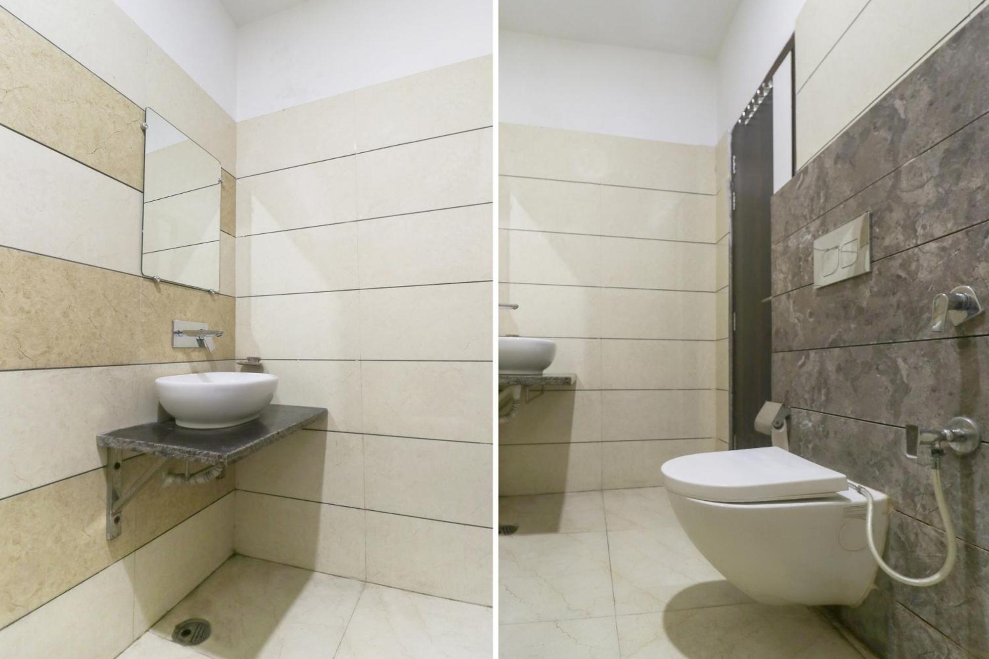 Hotel Oyo 77326 Hotel Royal View 3*
