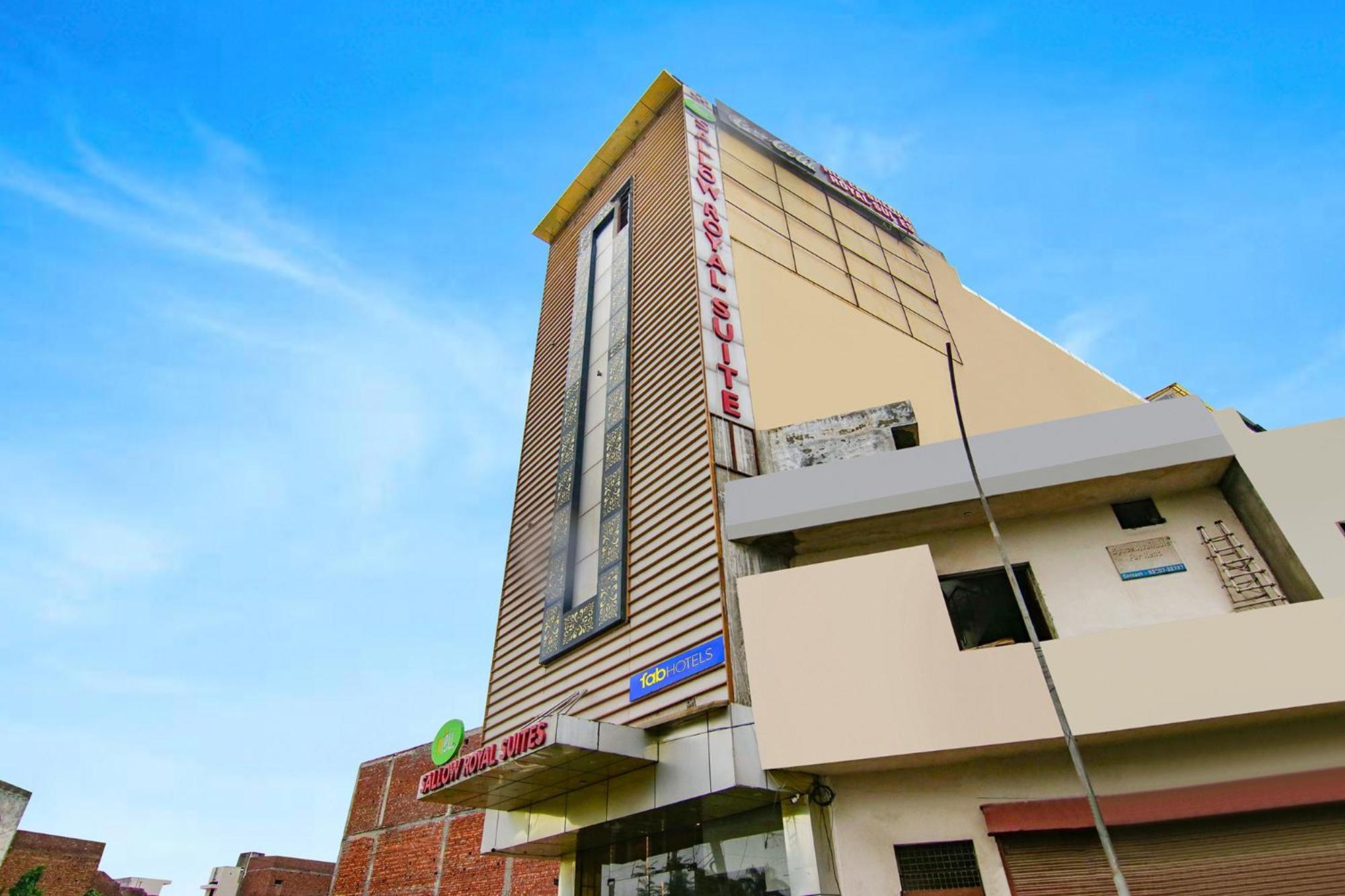 Fabhotel Sallow Grand Hotel 3*