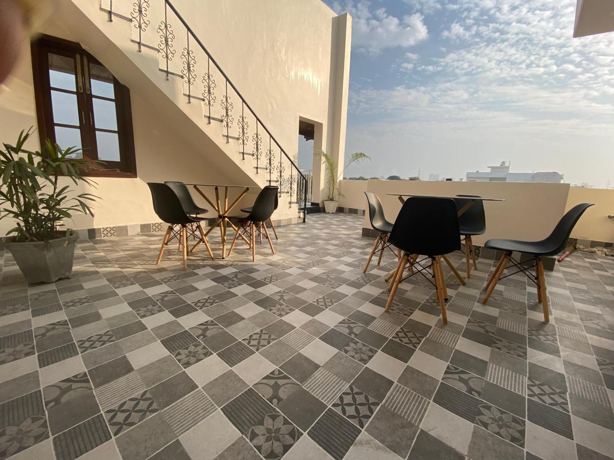 Blessing Mansion, * Amritsar