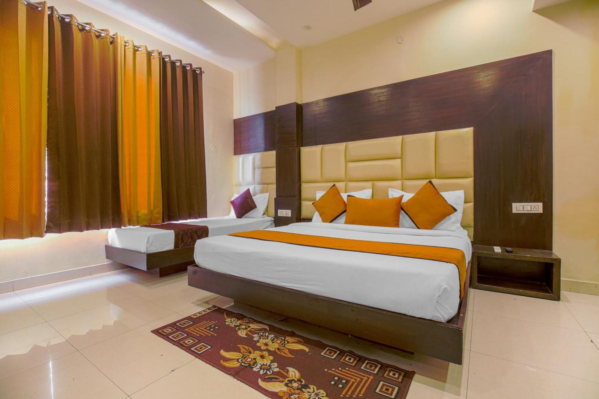 Hotel Crown, Amritsar