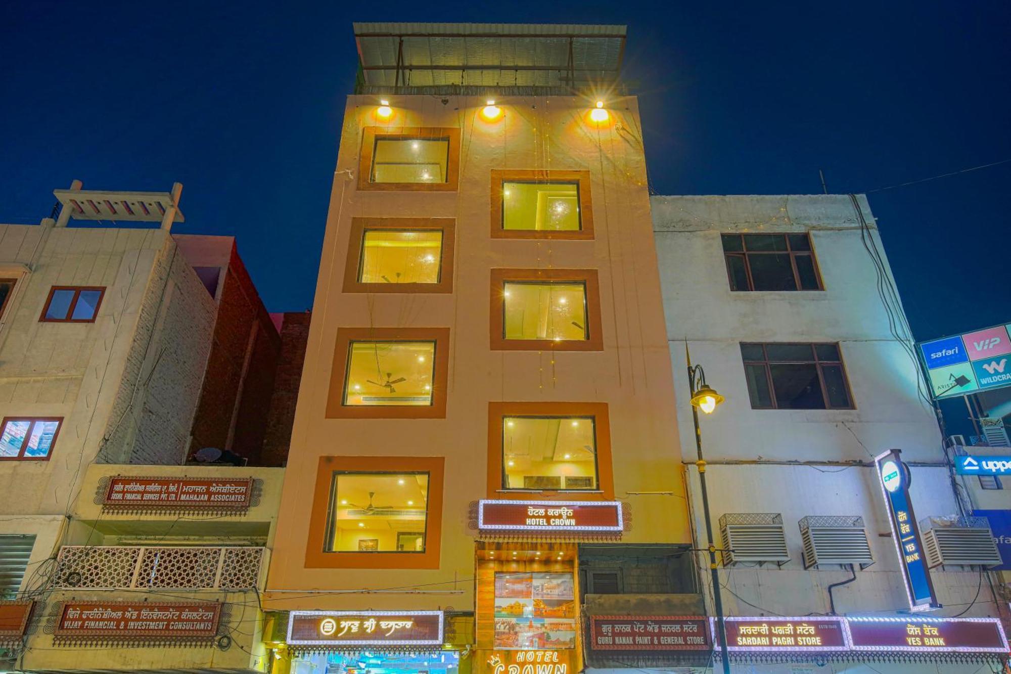 Hotel Crown, Amritsar