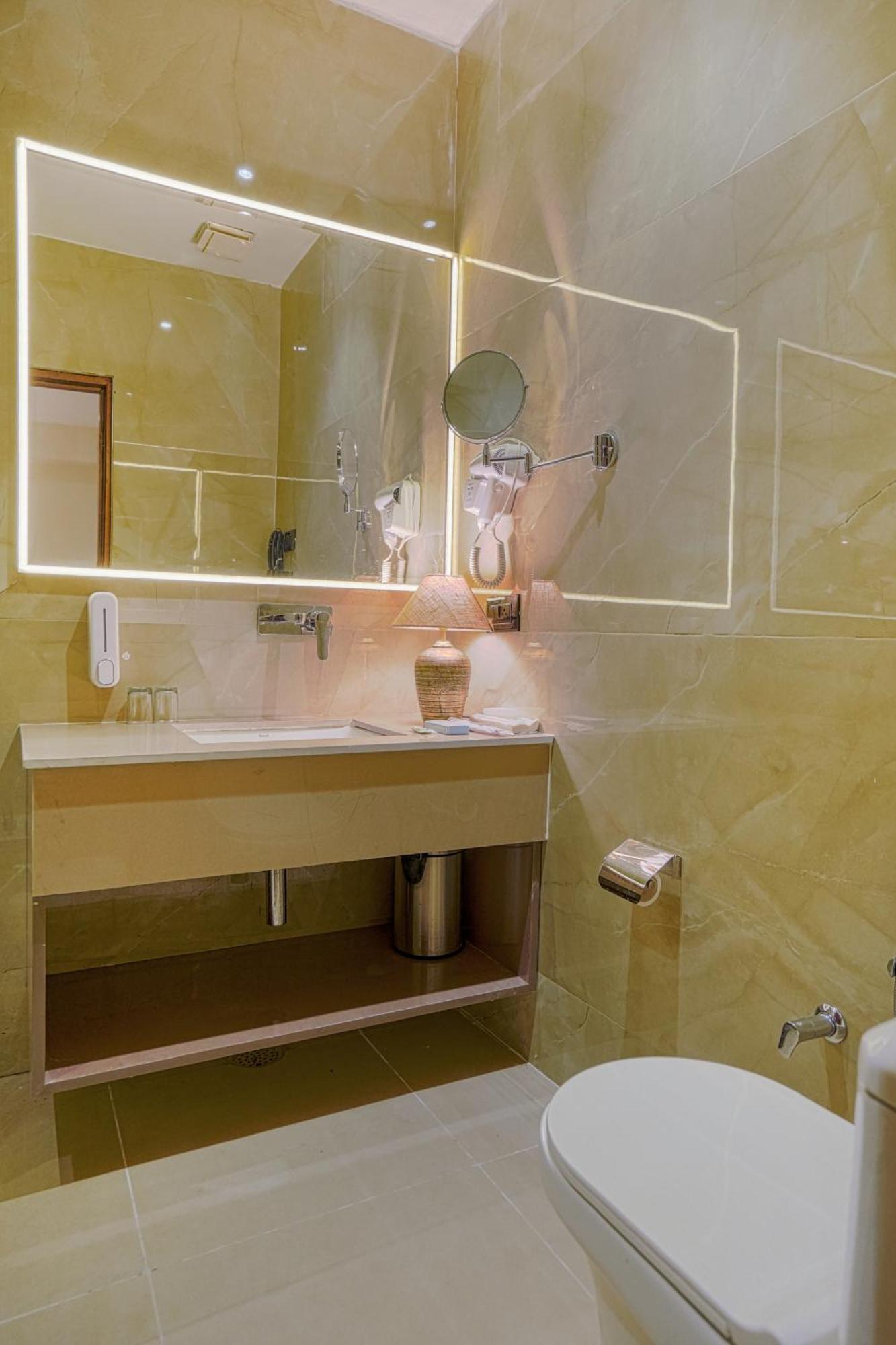Escala By Levelup Hotel 4*