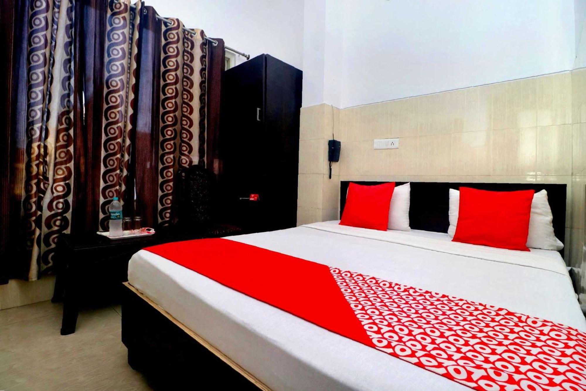 Hotel Flagship Jn Residency 3*