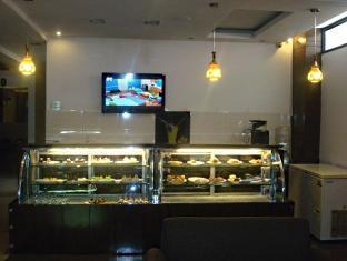 Capital O 15395 42 Hotel 3*