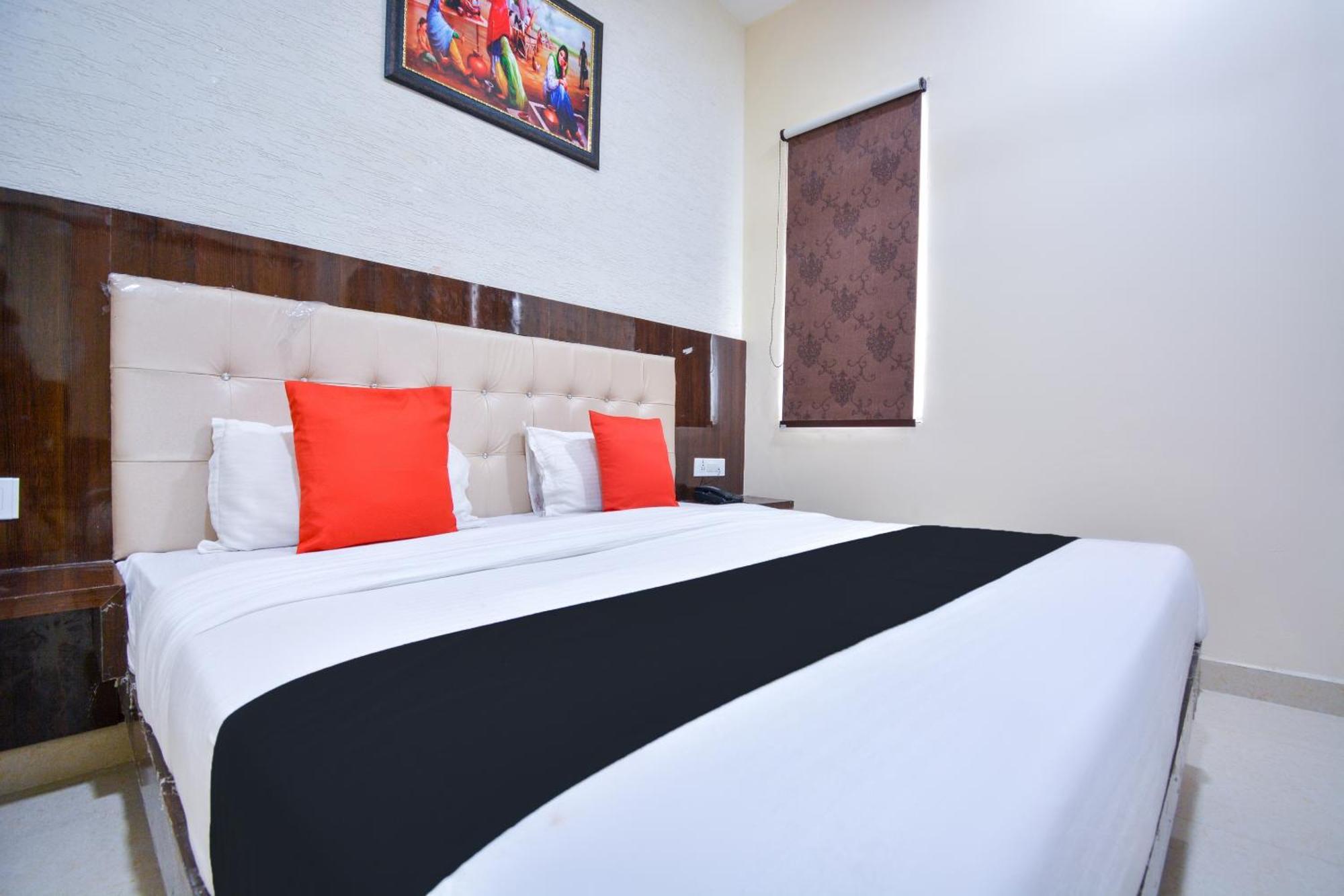 Capital O Moments Hotel Amritsar
