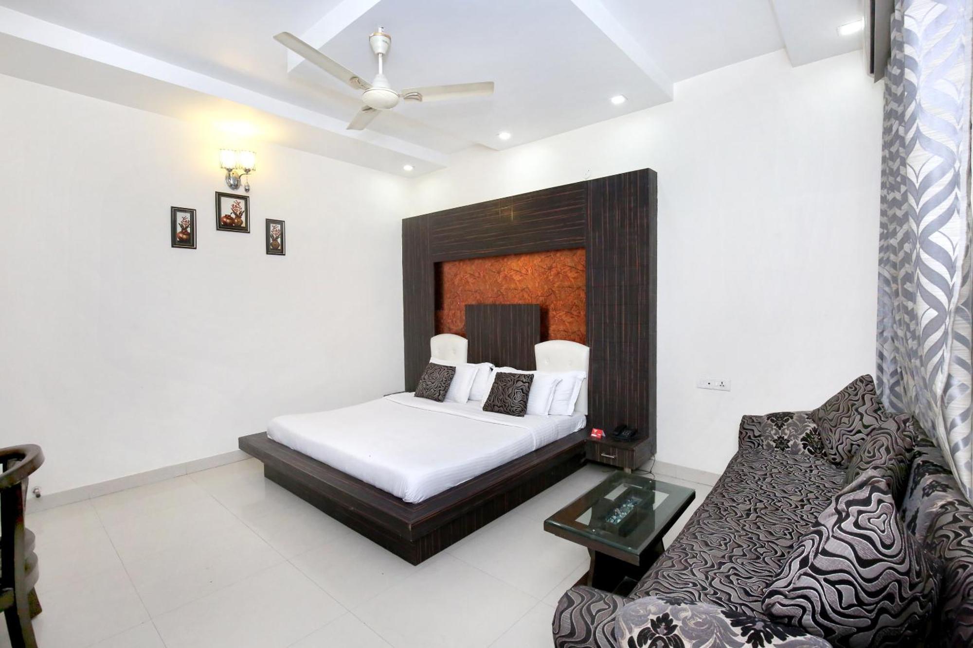 Collection O Nayyar Hotel Amritsar