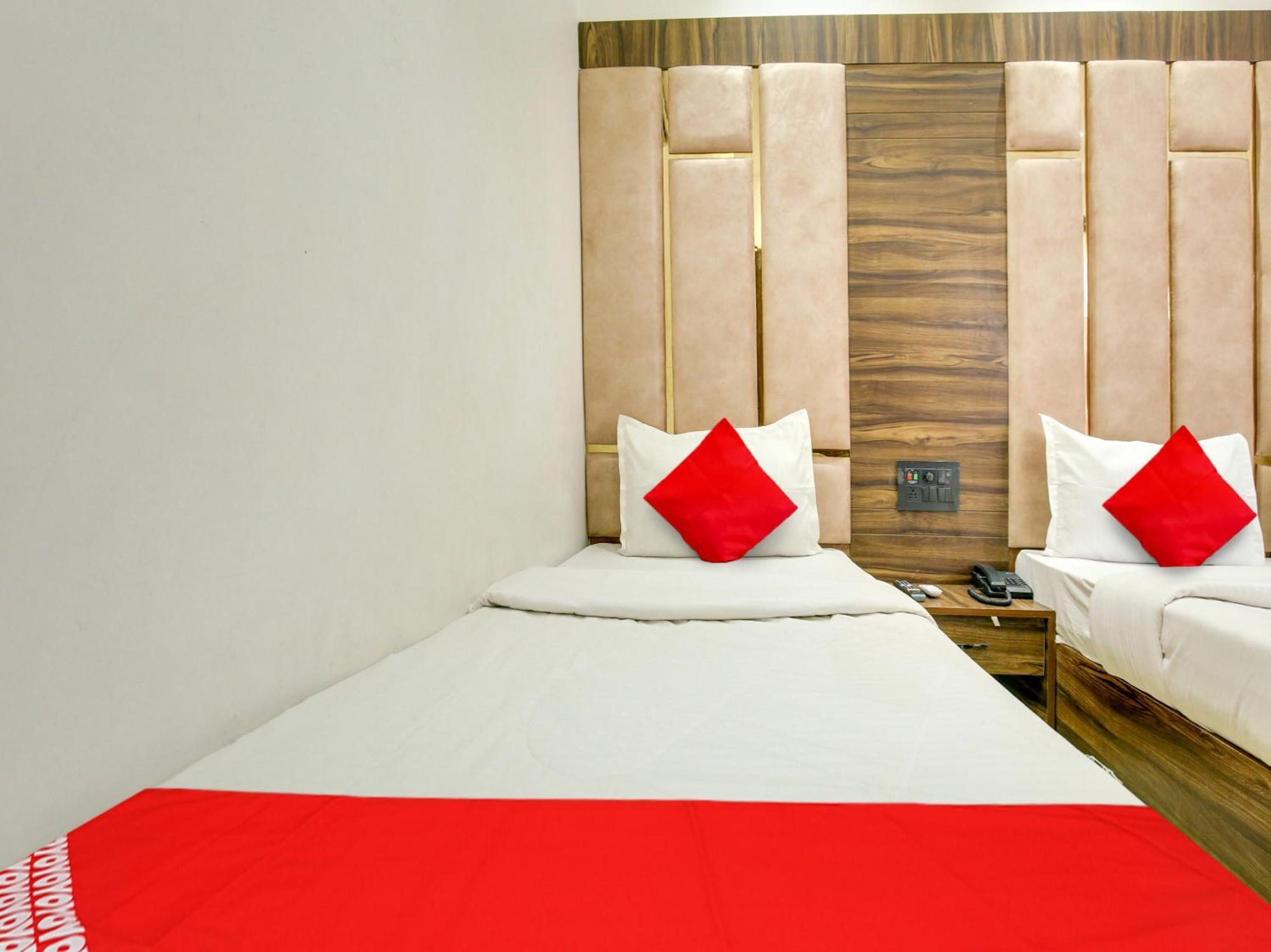 Hotel Kaushalya Royal 3*