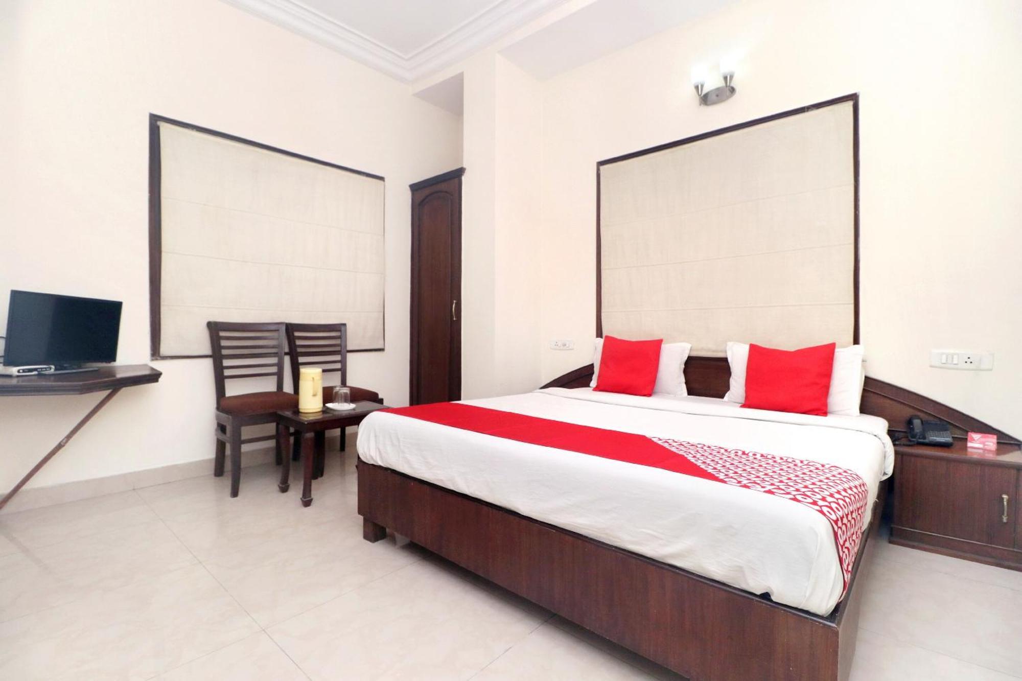 Hotel Oyo Temple View