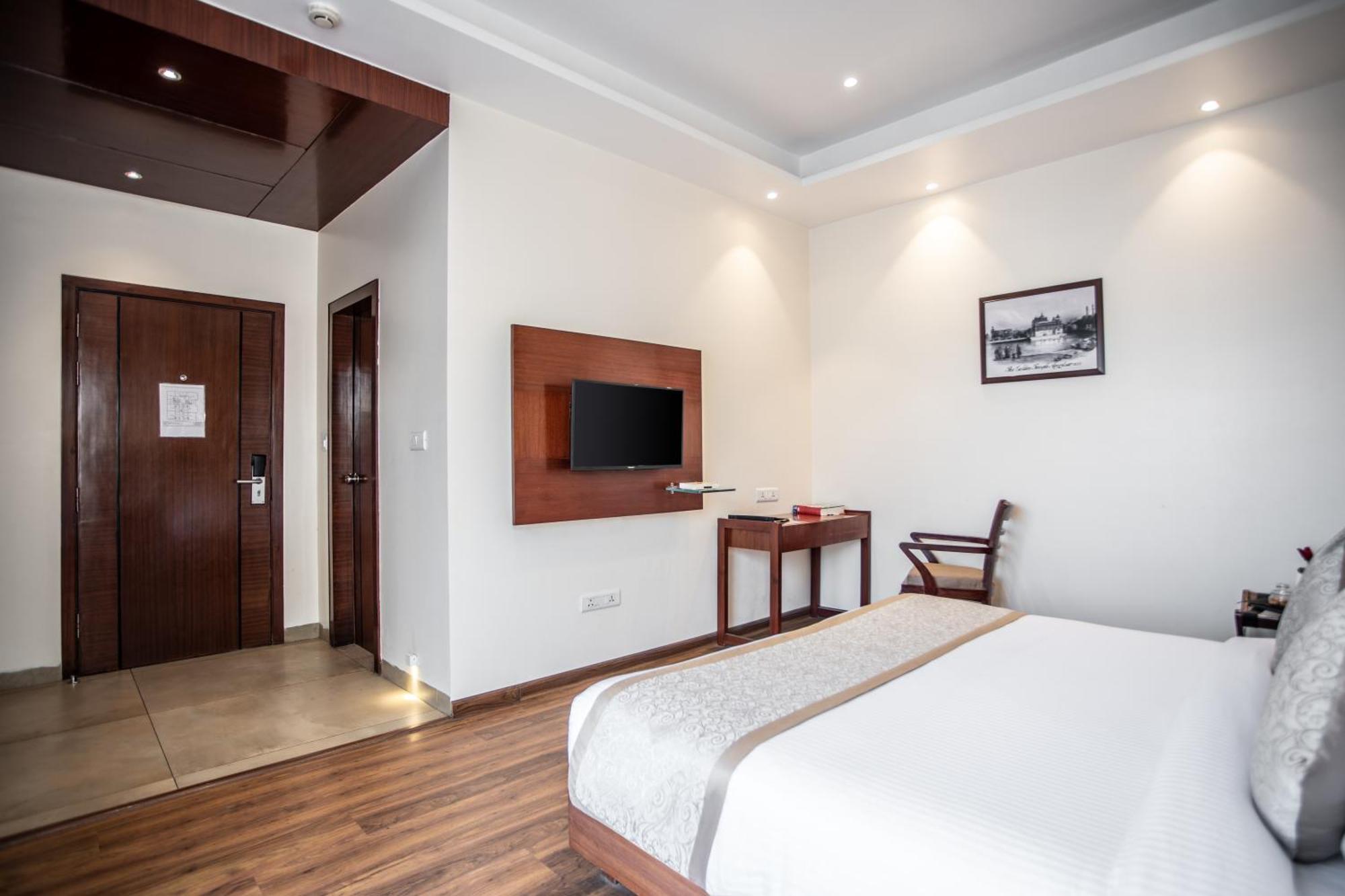 Amritara Sadka Hotel Amritsar