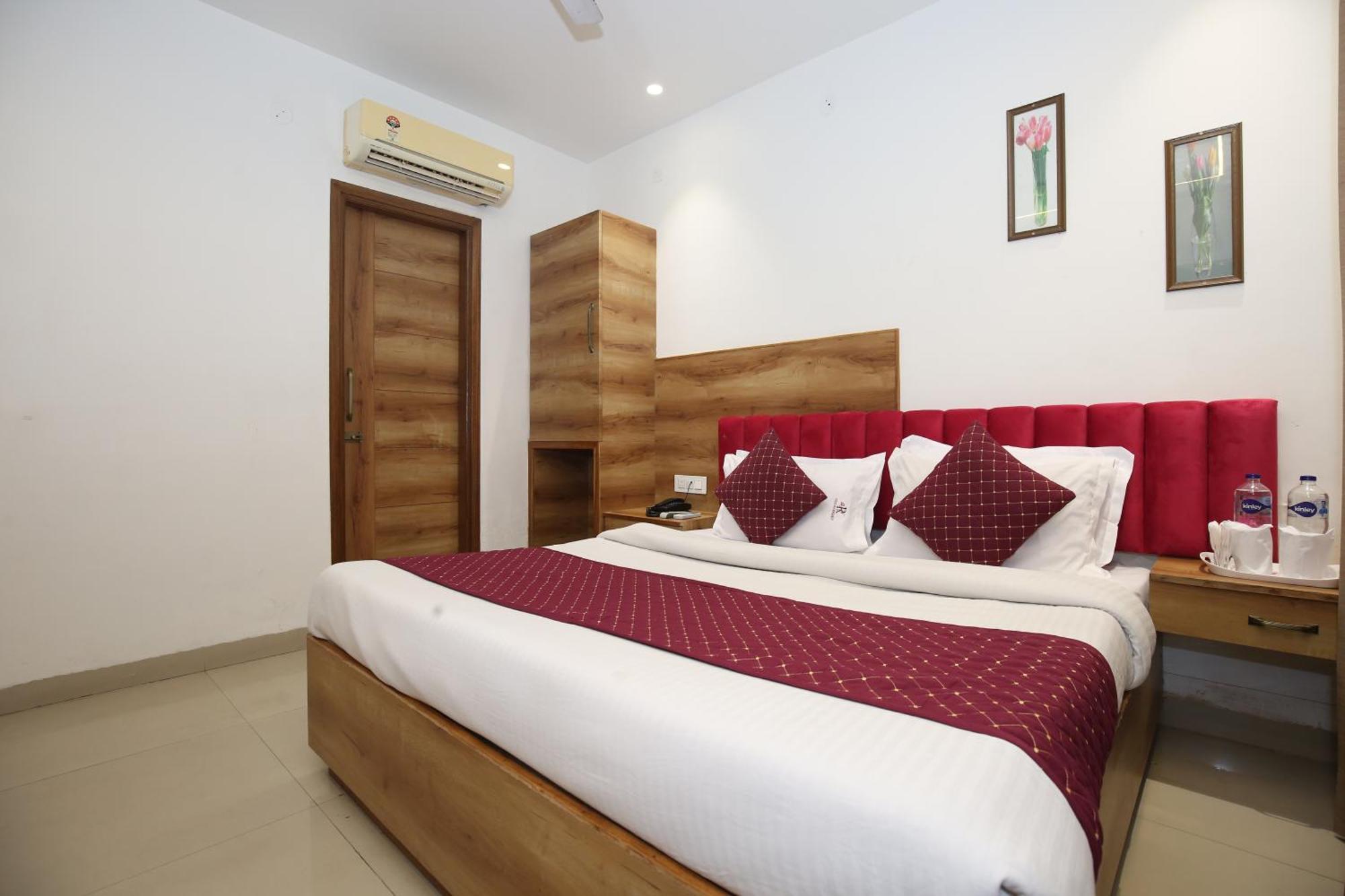 Rv Regency Hotel