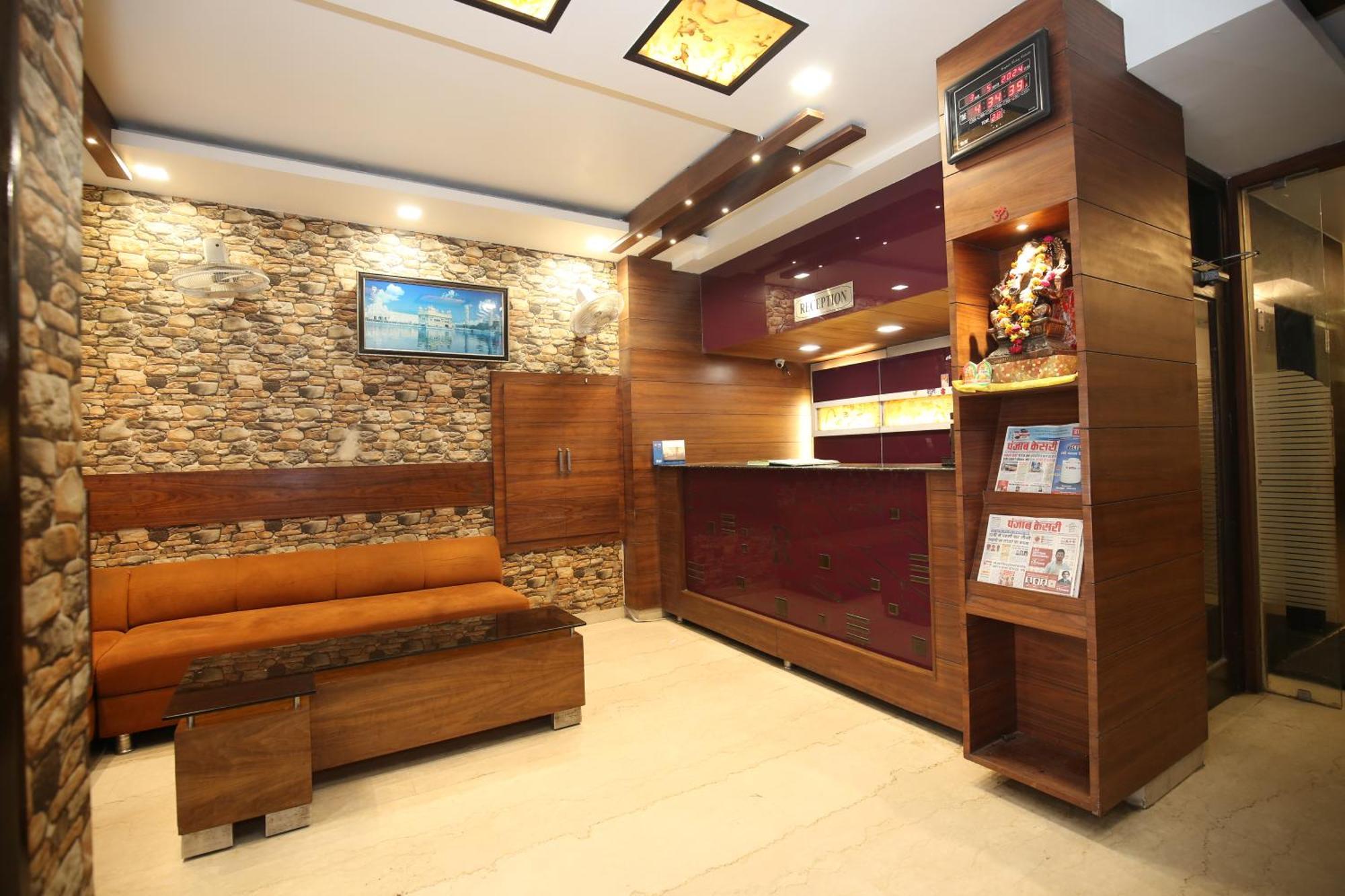 Rv Regency Hotel