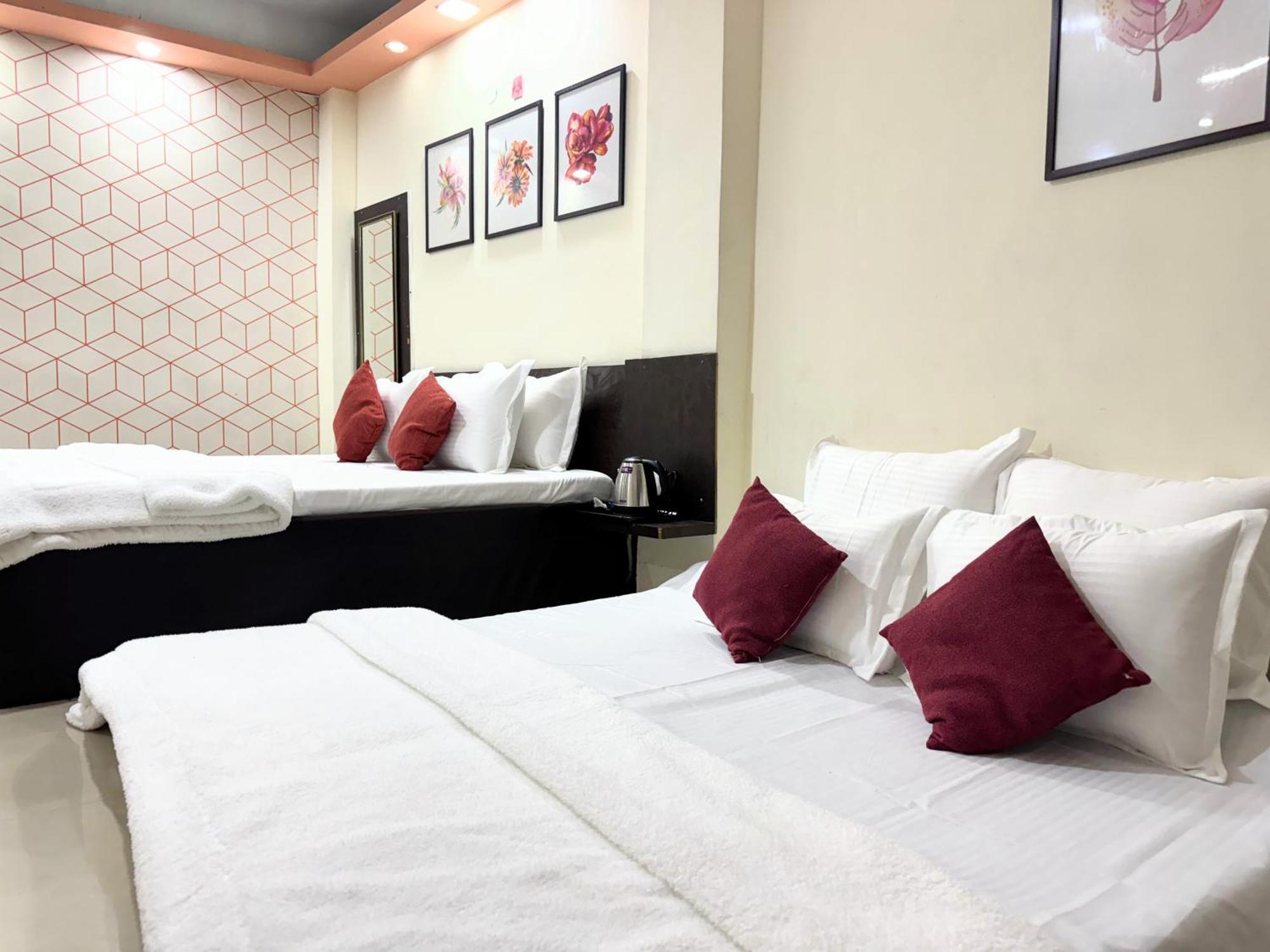 Backpacker's Nest Hostel *