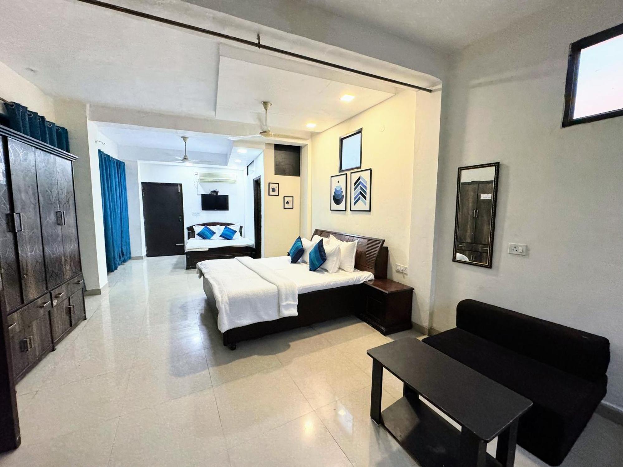 Backpacker's Nest Hostel *