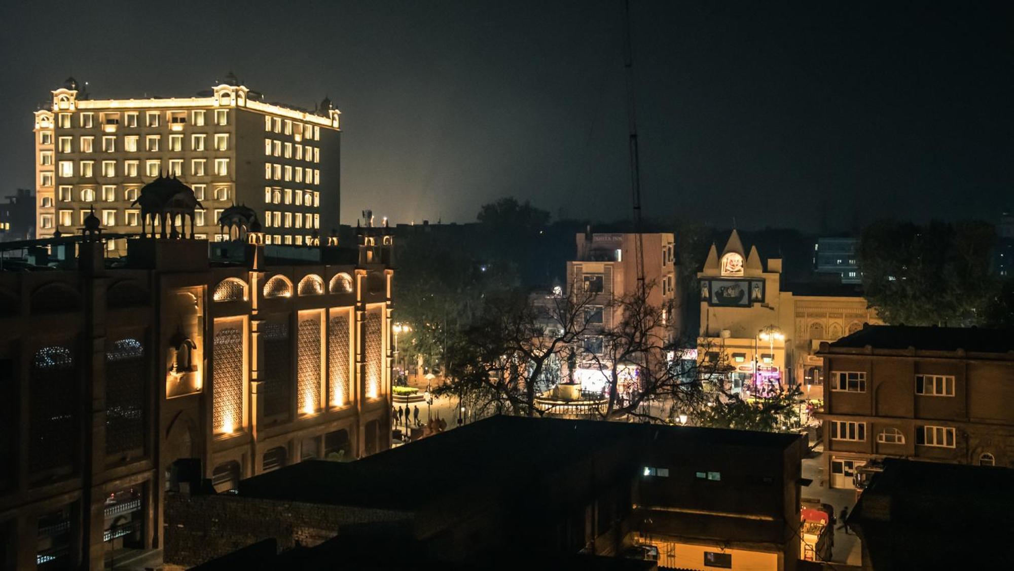 Hotel Infa - 400m From Golden Temple 3*