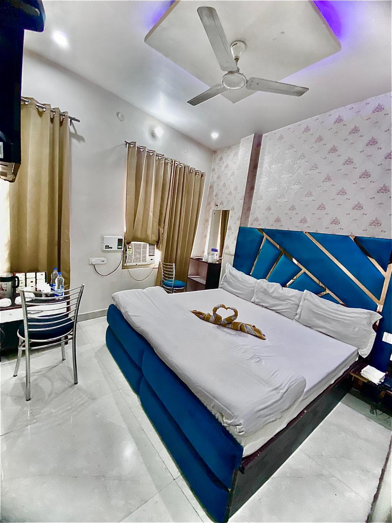 Swaran Guest house *