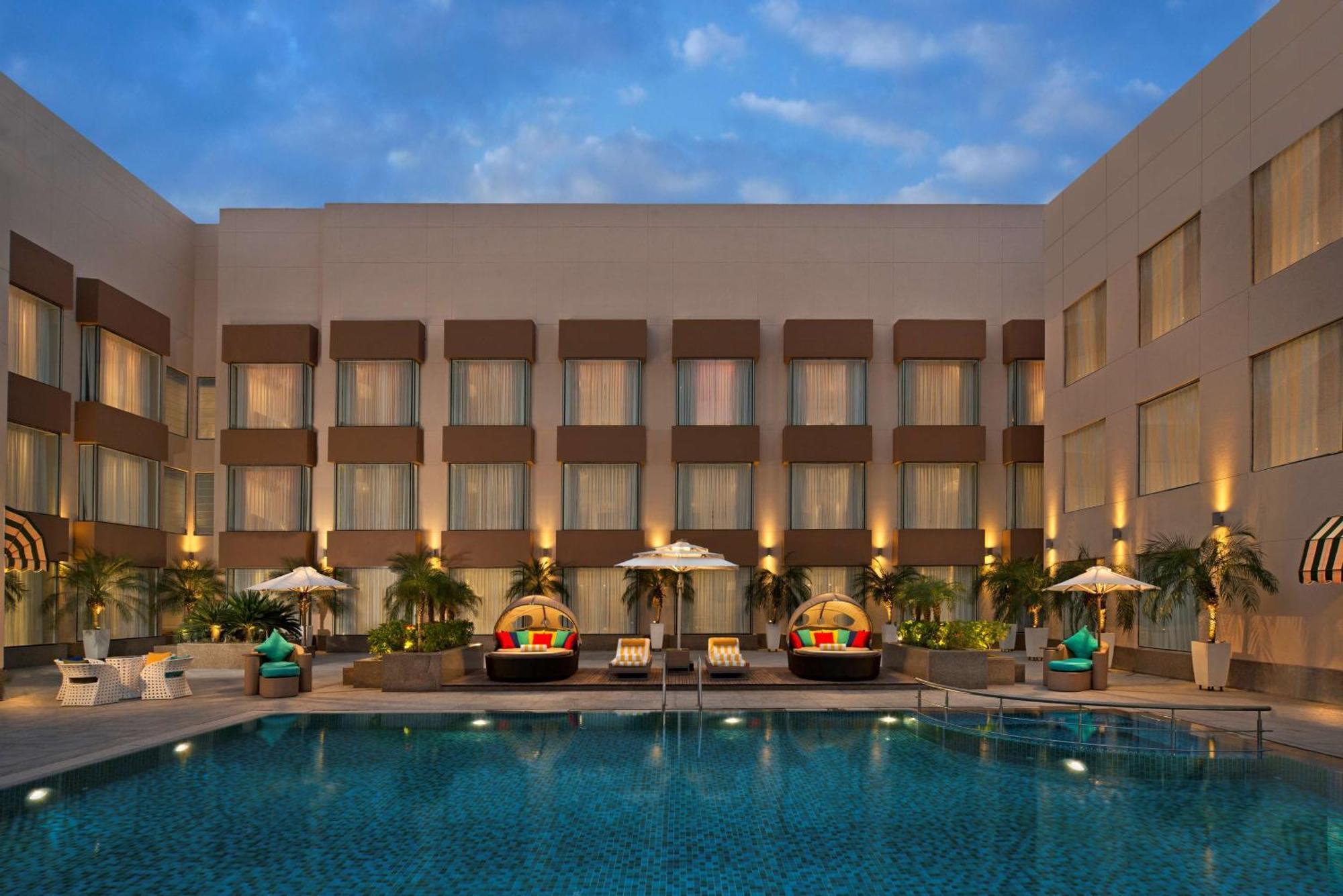 Park By Radisson Airport Hotel